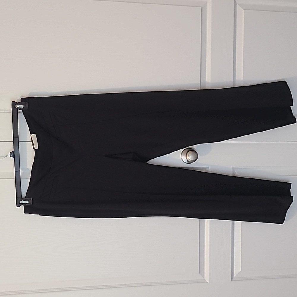 Black stretchy pants